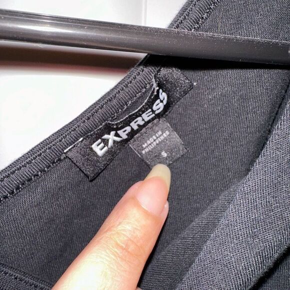 Express black tie back , can be crop top on some figures, pair with jeans for ex - Picture 3 of 5